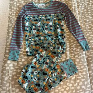 Matilda Jane Halloween size 6 pajamas